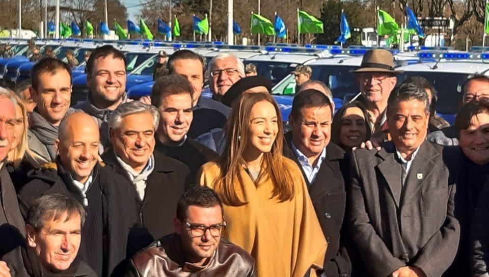 Carlos Casares tendrá un móvil para la patrulla rural y Maria Lucas participó de la entrega junto a Vida