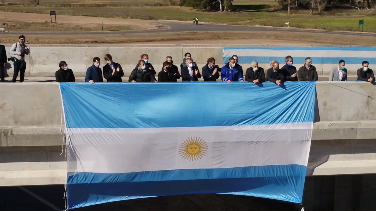 Fernández y Kicillof inauguraron un tramo de autopista en la ruta 7 ...
