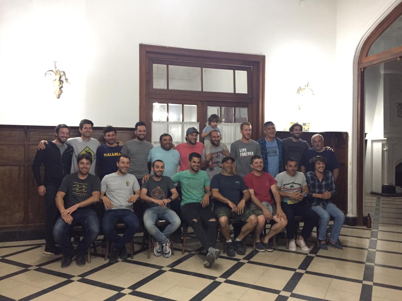 ¡Histórico! El grupo Kite Carlos Casares compró la Laguna de Algarrobos