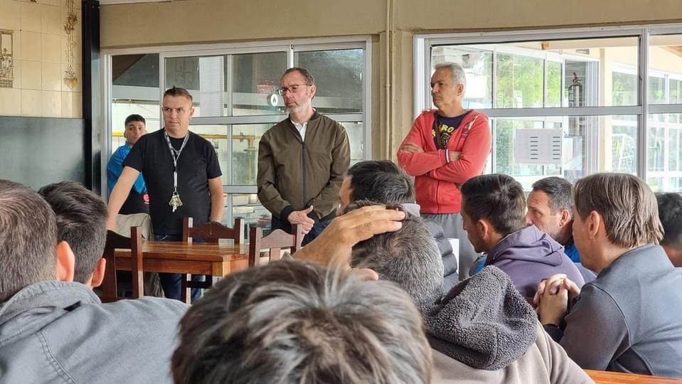 Torchio visitó la fundación EIRA; espacio dedicado al tratamiento de las adicciones