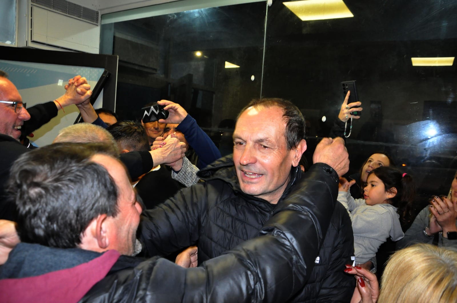Daniel Stadnik será intendente de Carlos Casares hasta 2027 ...