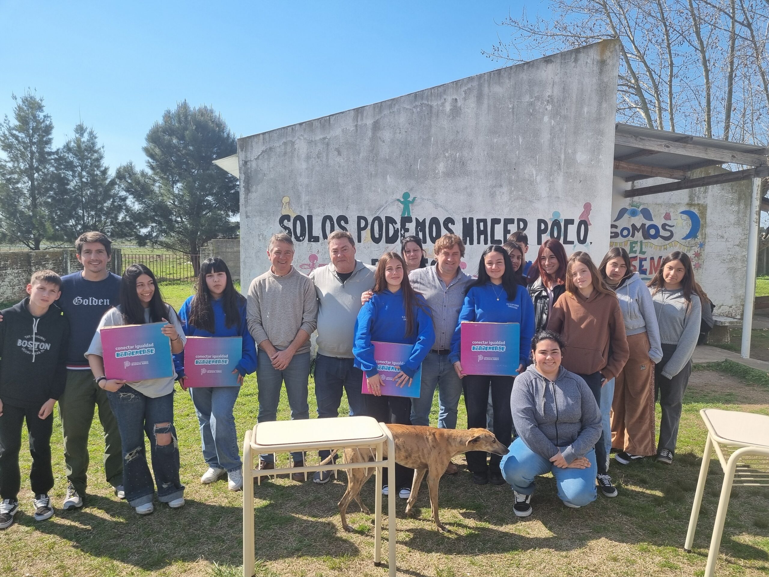 Entregaron netbooks del programa Conectar Igualdad en escuelas del sur del partido