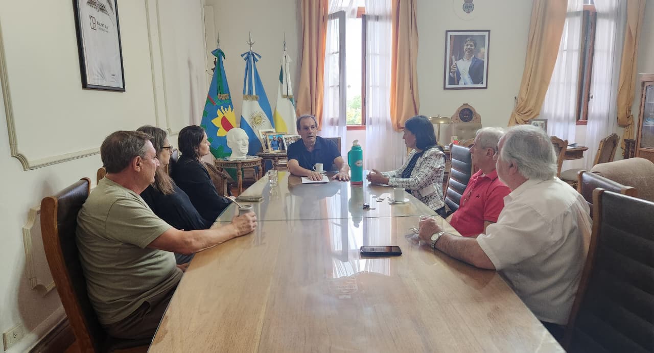 Stadnik se reunió con entidades locales por la situación del servicio de agua