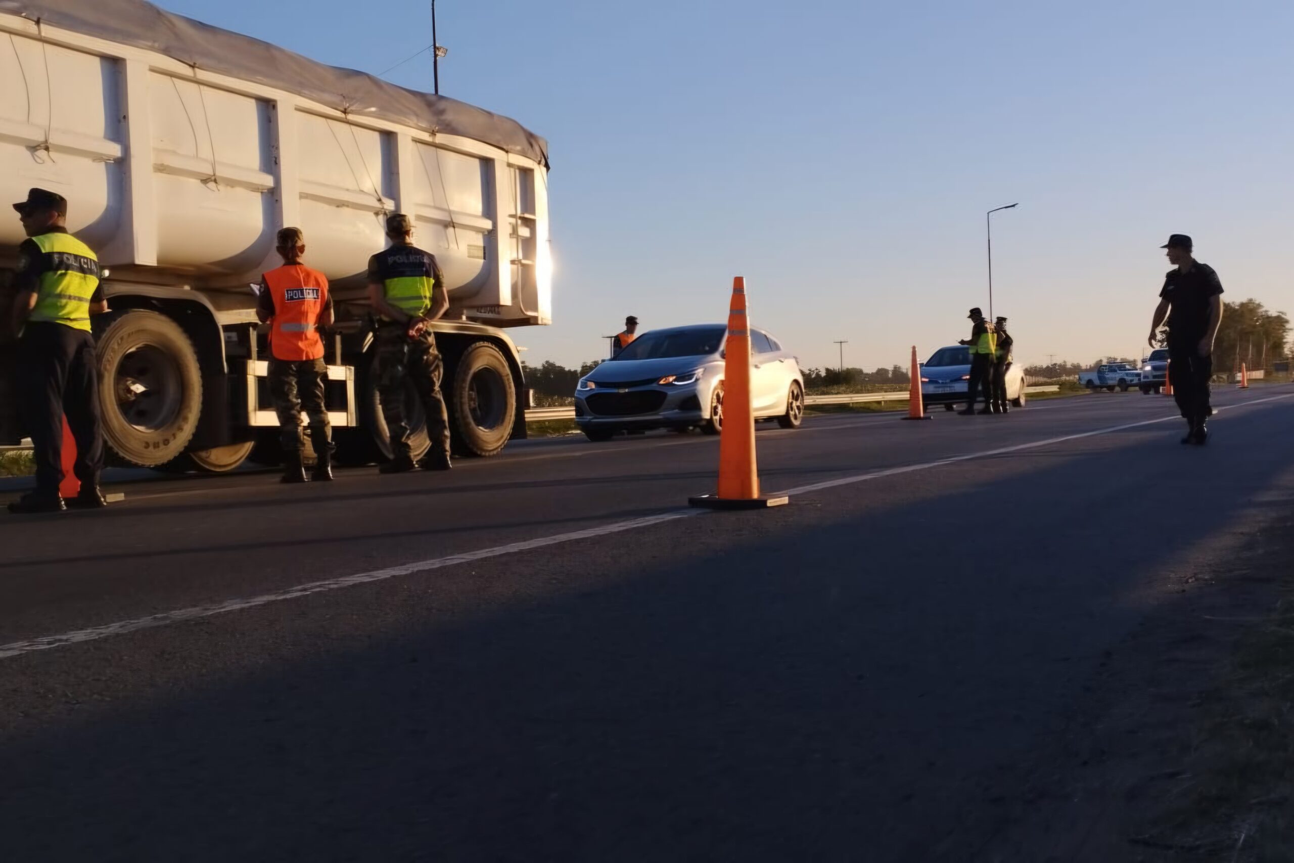 Amplio operativo de seguridad vial en rutas y accesos a Carlos Casares ...