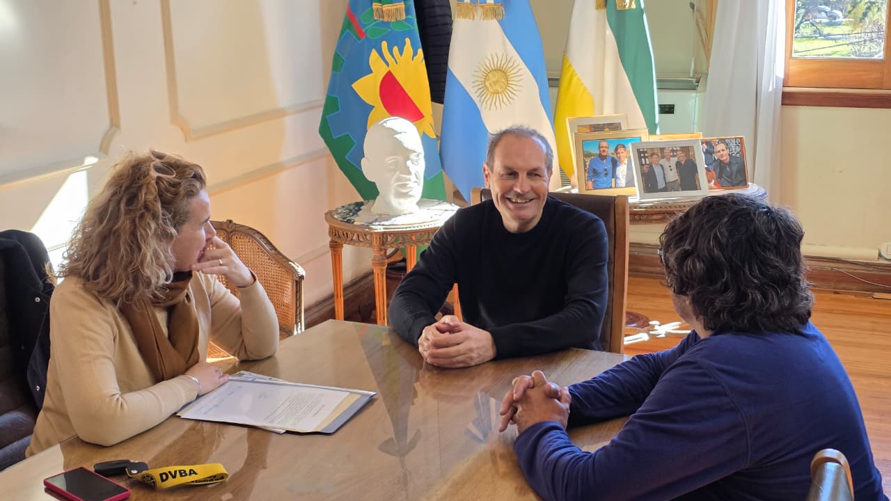 Stadnik recibió a autoridades de Vialidad Provincial para fortalecer la infraestructura vial de Carlos Casares