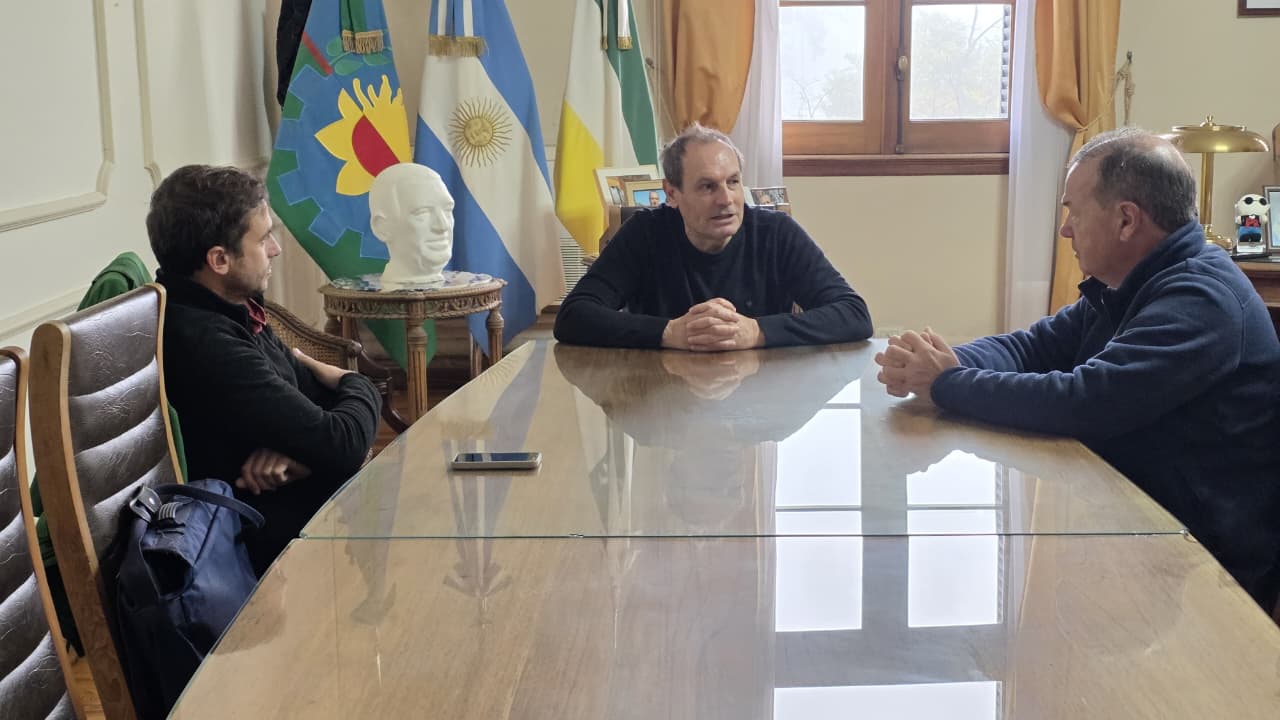 Stadnik se reunió con productores de La Sofía y Somarriba para planificar mejoras en los caminos rurales