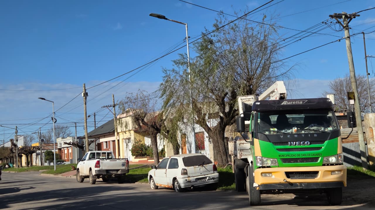Continúan los trabajos de recambio y reparación de luminarias en Lavalle